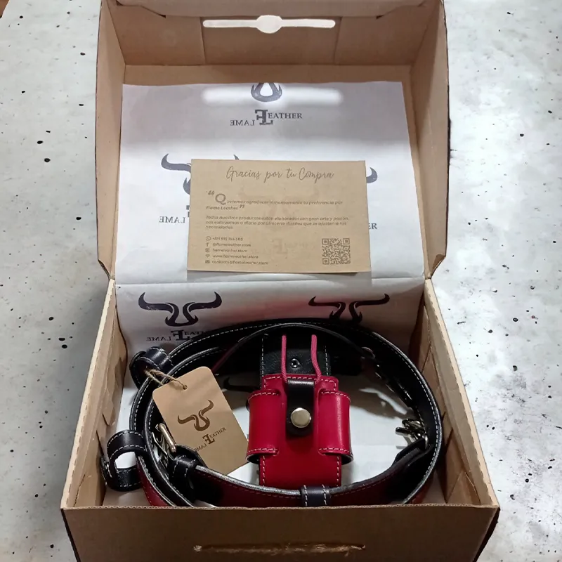 Porta radio rojo negro miniatura 2
